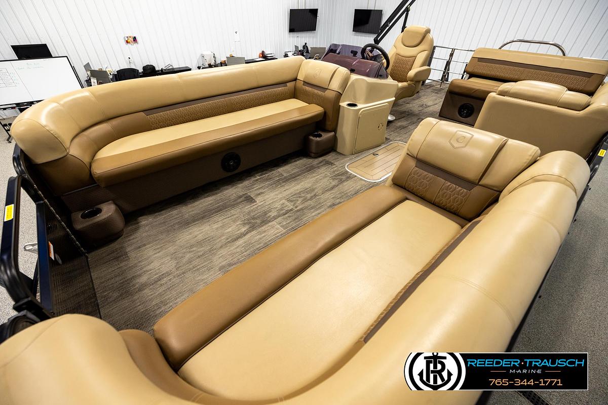 Used 2020 Godfrey 2286 RFL