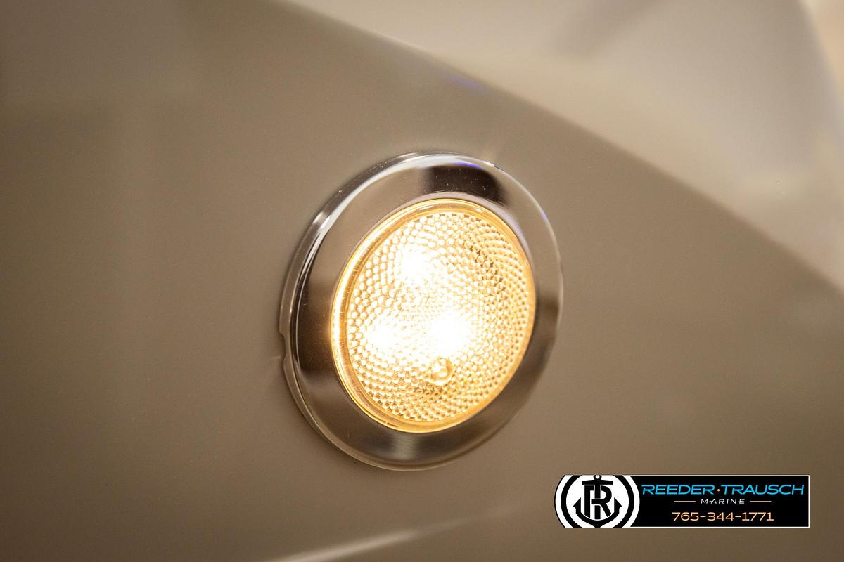 Used 2016 Bennington 24 SPDXDF