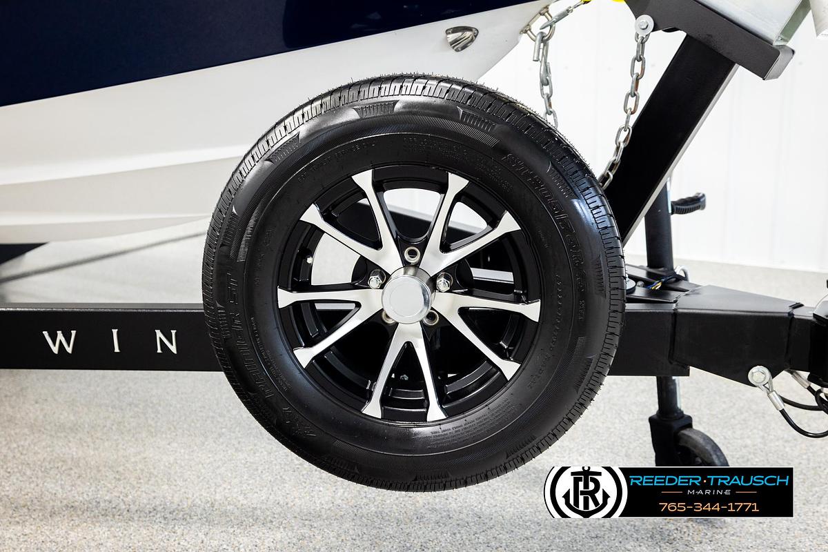 Used 2024 Four Winns H4