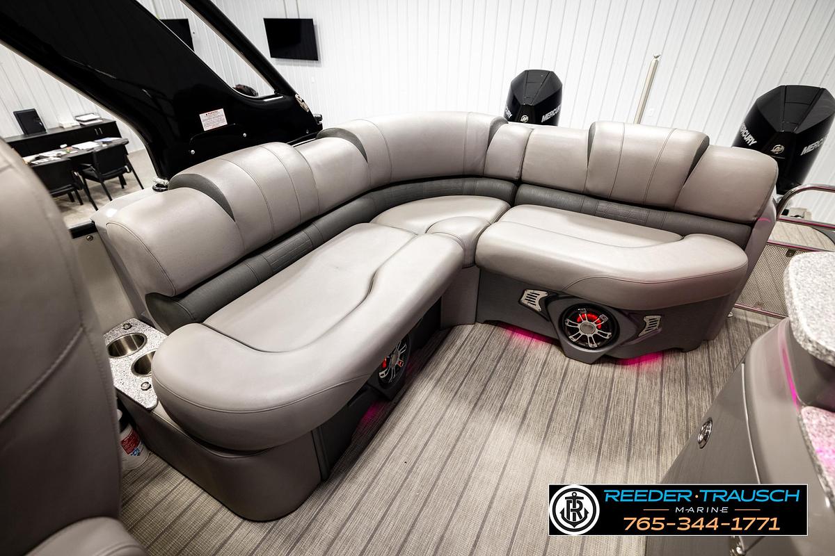 Used 2021 Avalon Excalibur