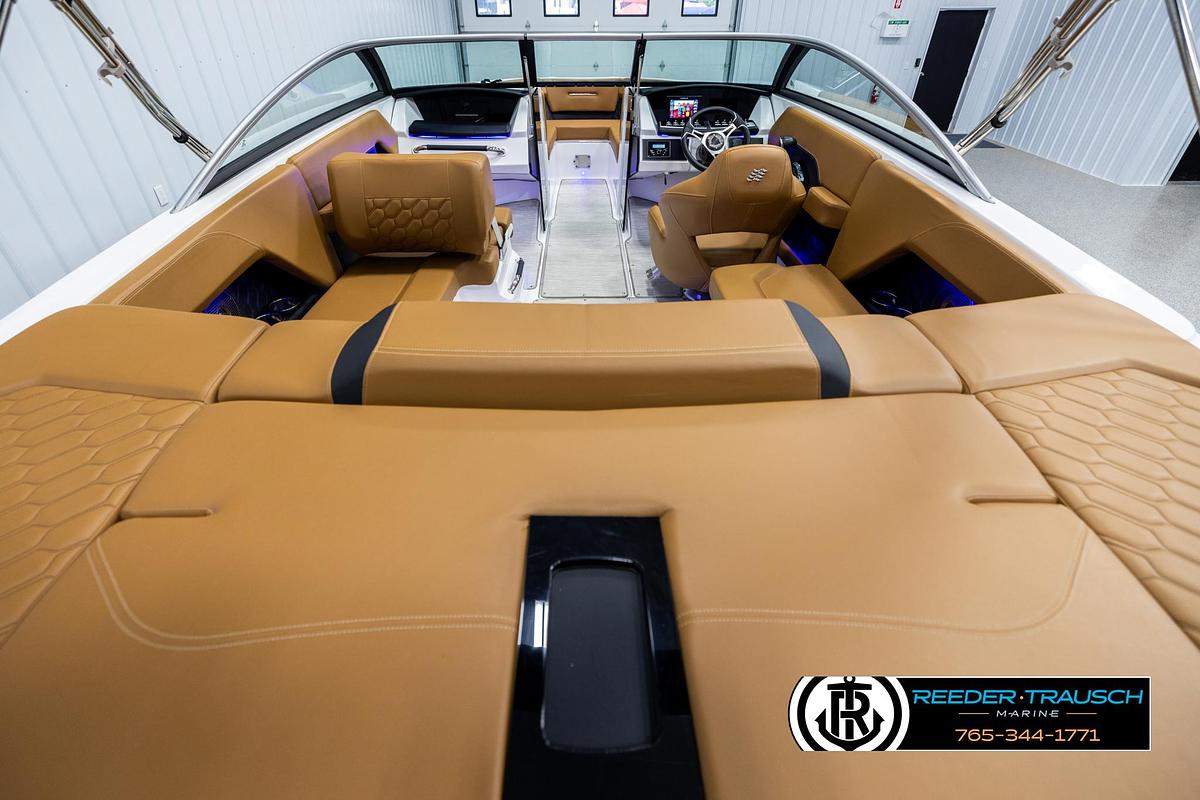 Used 2023 Four Winns H2