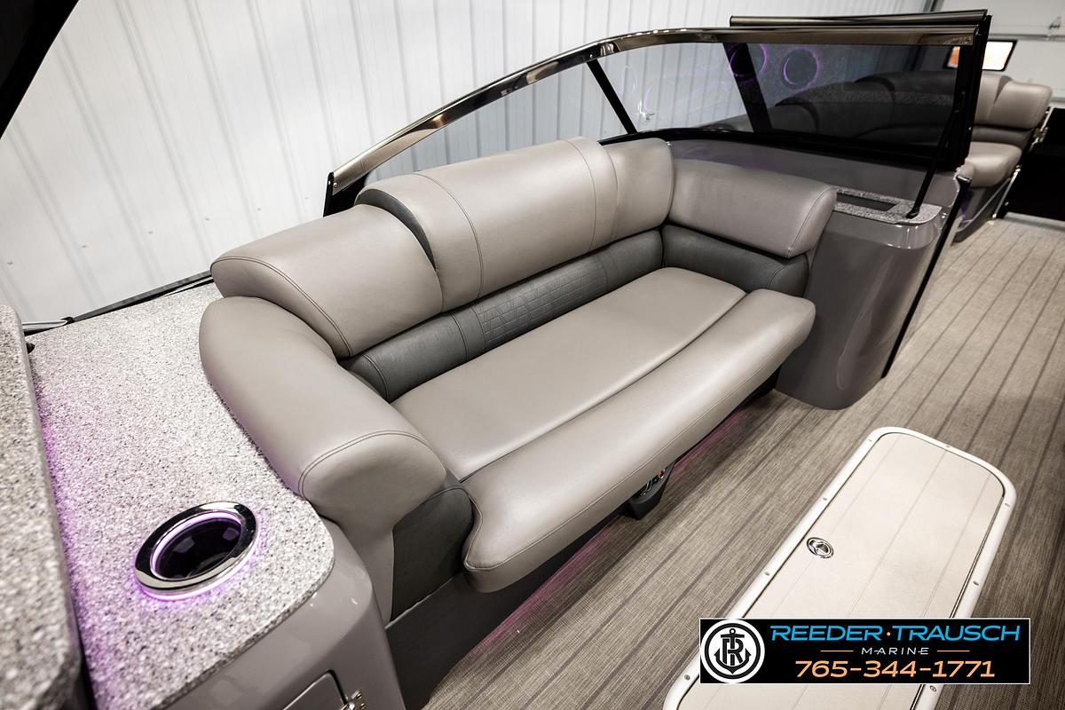Used 2021 Avalon Excalibur