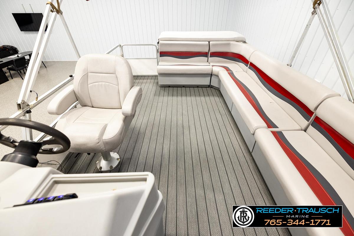 Used 2003 Fishers 220 Fisher