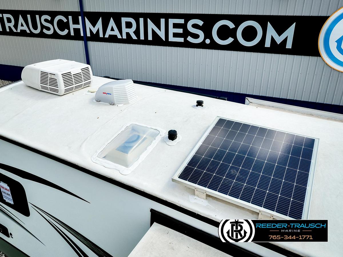 Used 2022 Keystone CG34TSB22