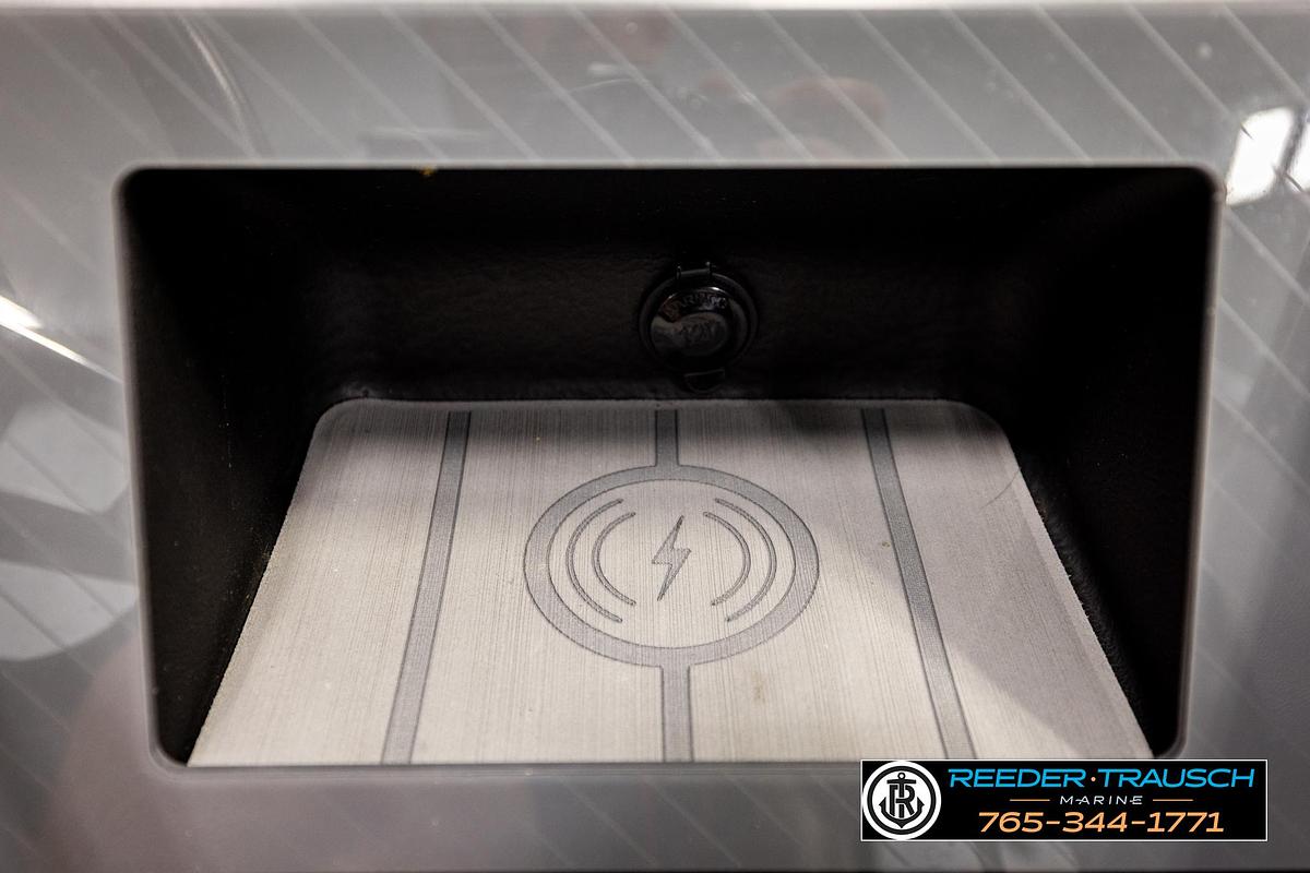 Used 2024 Avalon CAT VRB