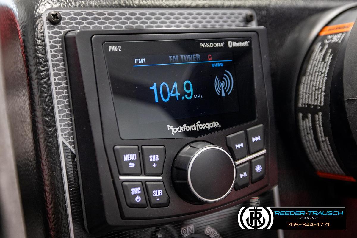 2026 Lund 1875 Crossover XS