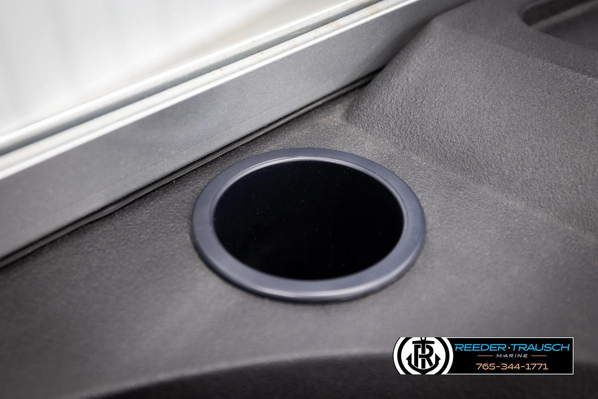 Used 2023 Crestliner 1750 FishHawk