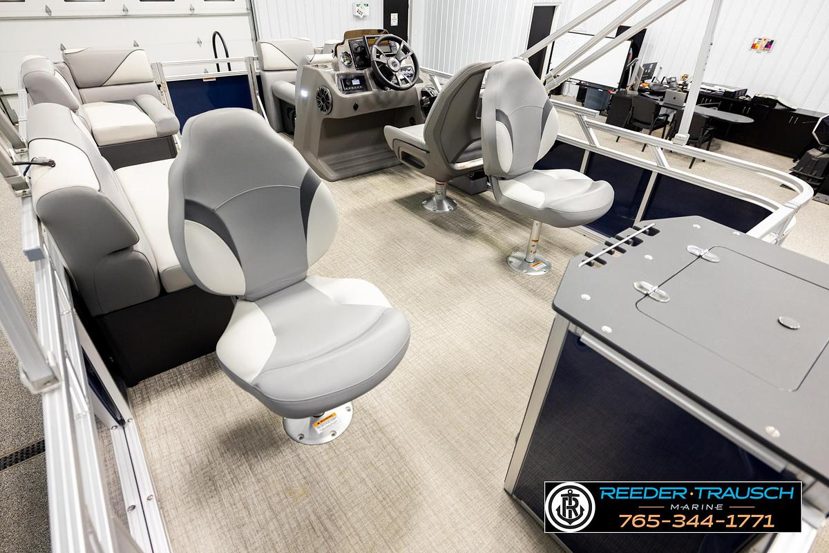 Used 2025 Avalon VEN RF