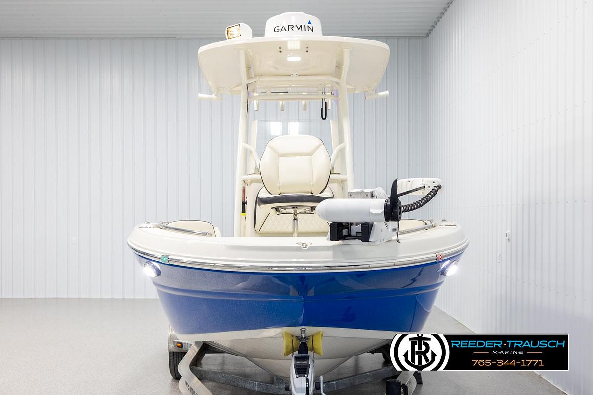 Used 2020 Stingray 236 CC