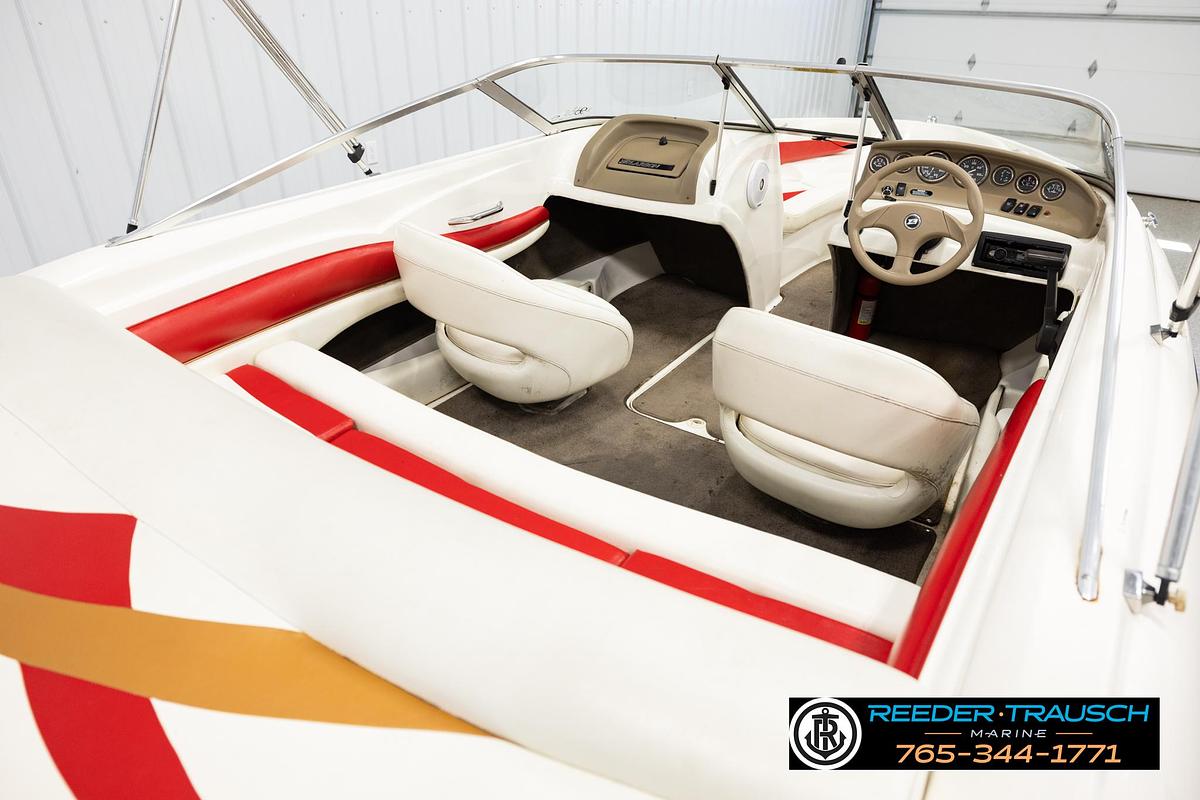 Used 2003 Larson SEI 180