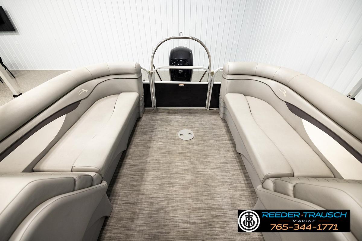 Used 2021 Bennington 22 SVSR