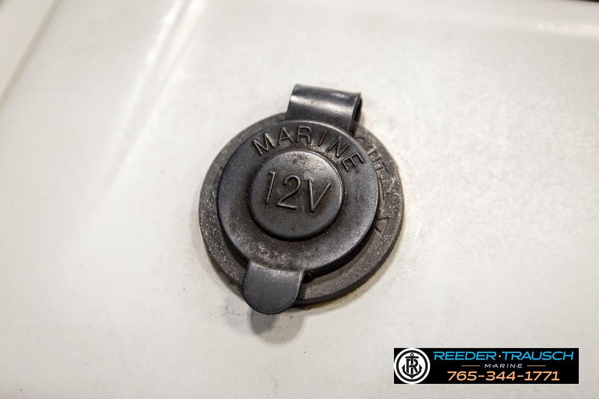 Used 2021 Bennington 22 SVSR