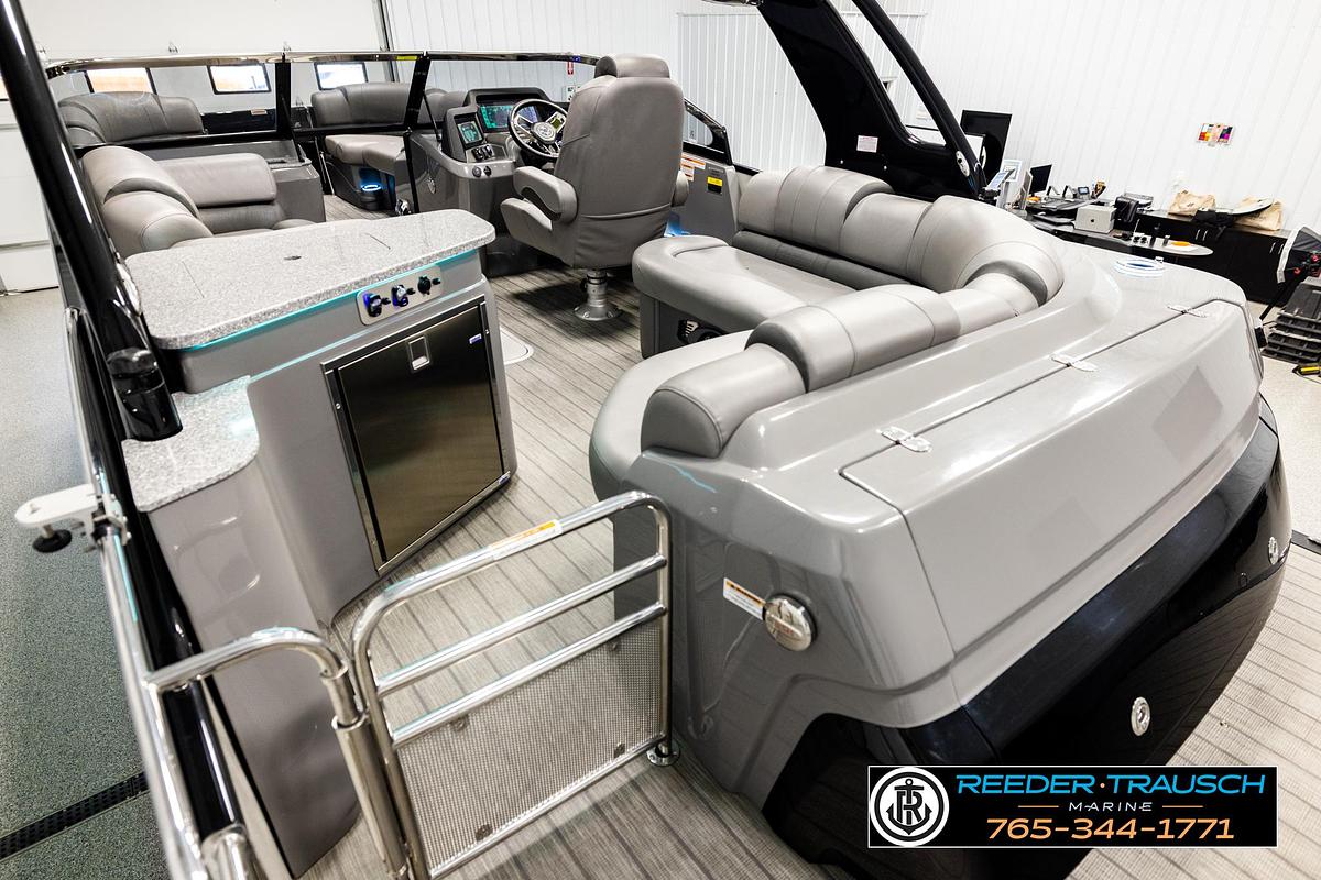 Used 2021 Avalon Excalibur