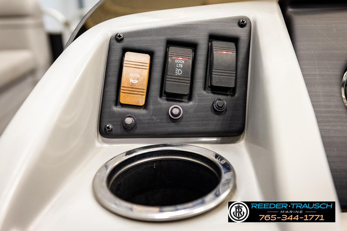 Used 2021 Bennington 22 SVSR