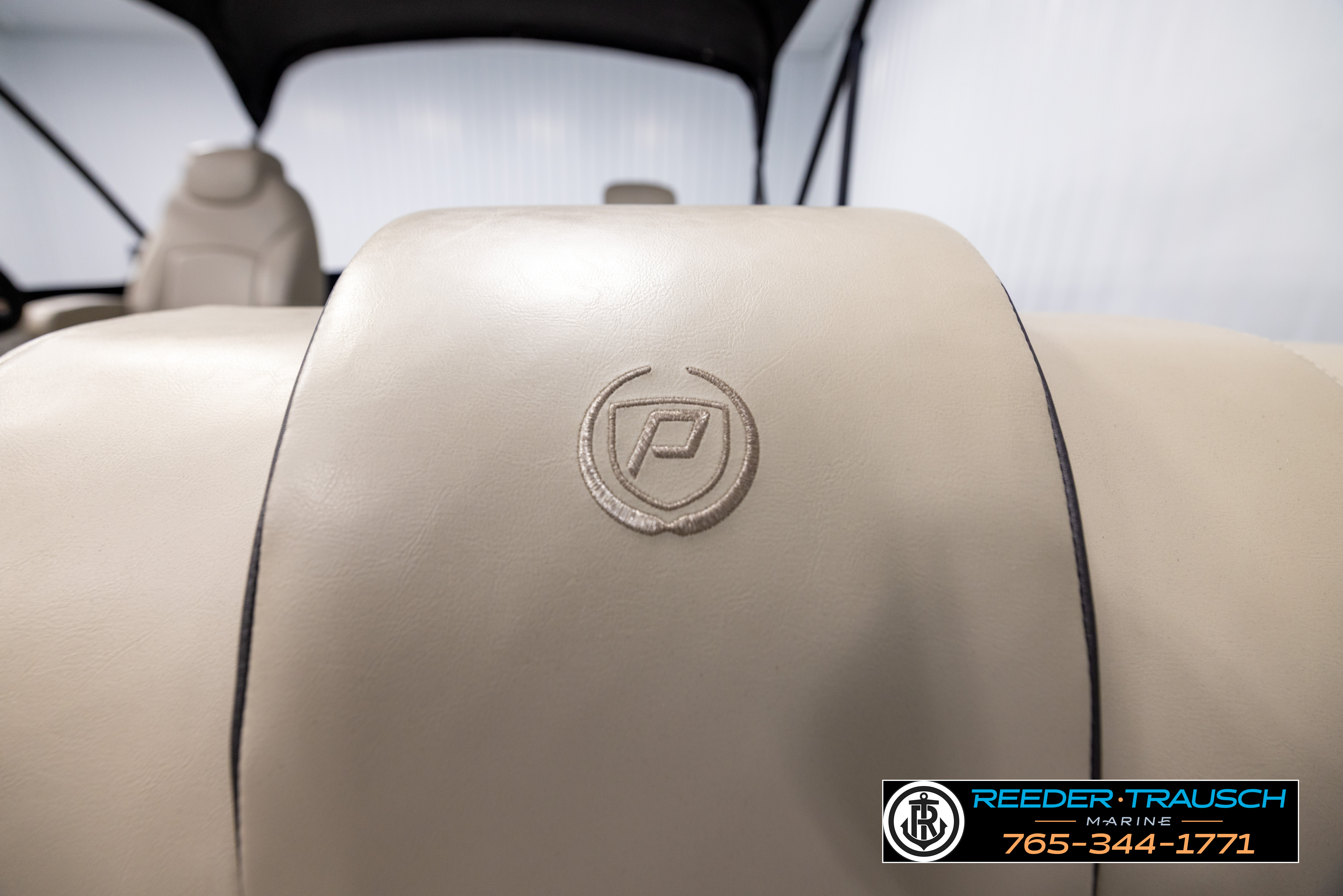Used 2023 Premier 230 Sunstation RL