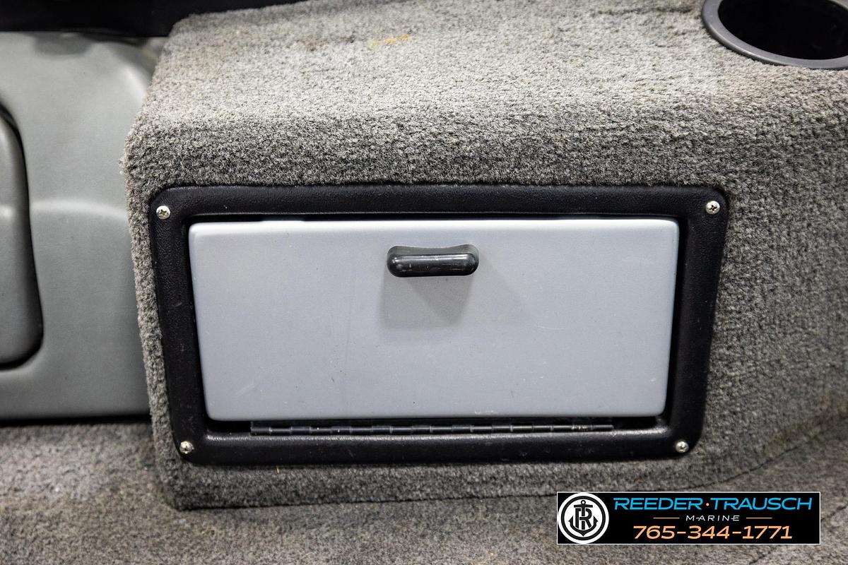 Used 2007 Tracker Tundra 18
