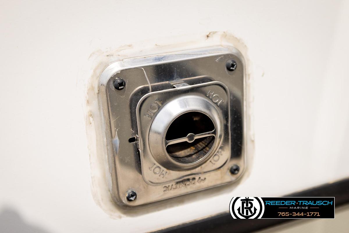 Used 2022 Keystone CG34TSB22