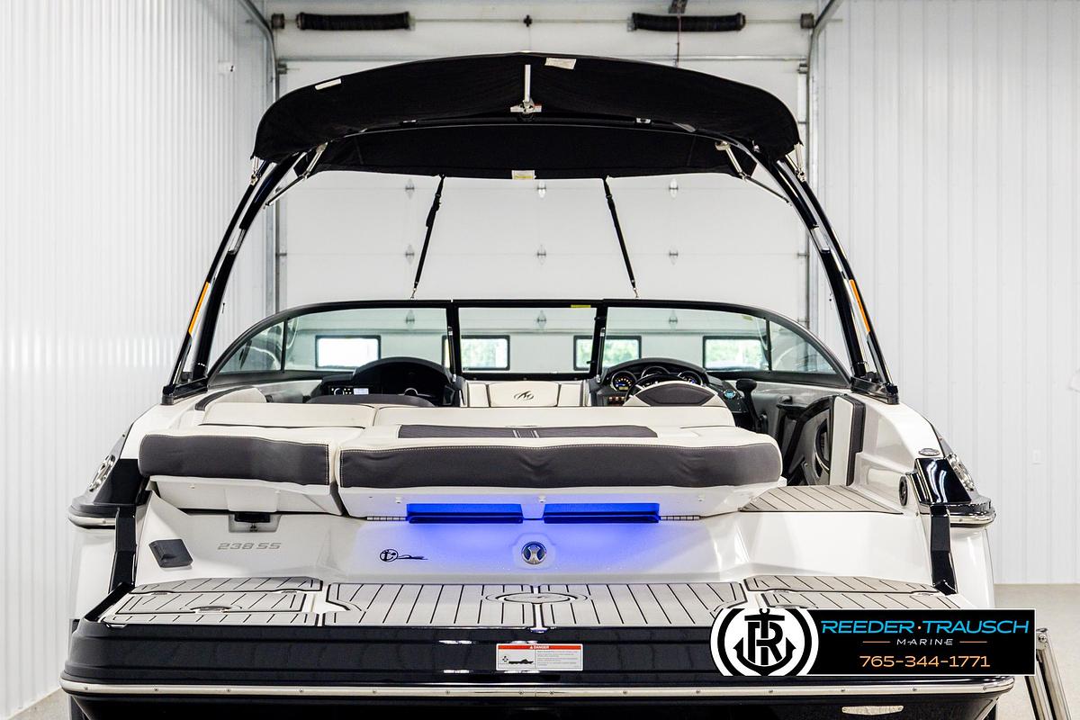 Used 2019 Monterey 238 SS