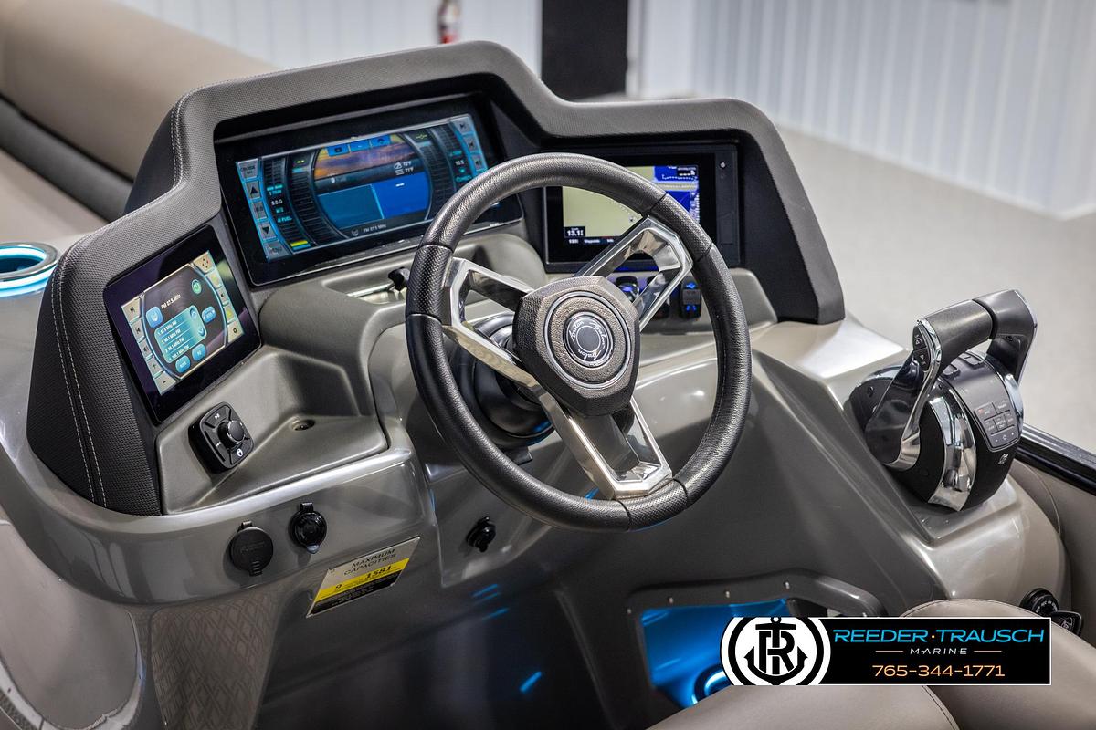 Used 2022 Avalon Catalina VRB