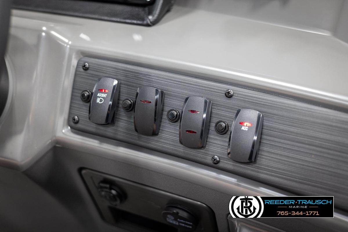 2025 Bennington 21 SSBSE