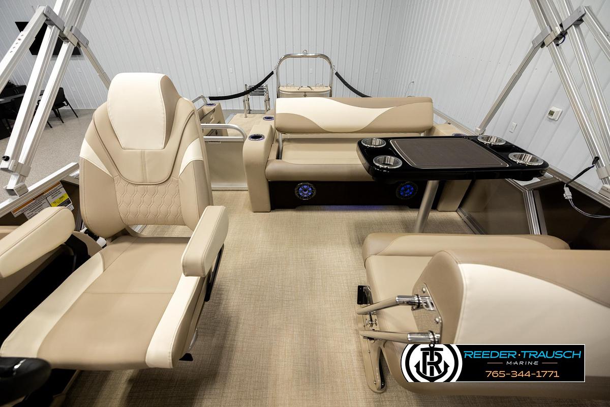 2026 Avalon LSZ Entertainer