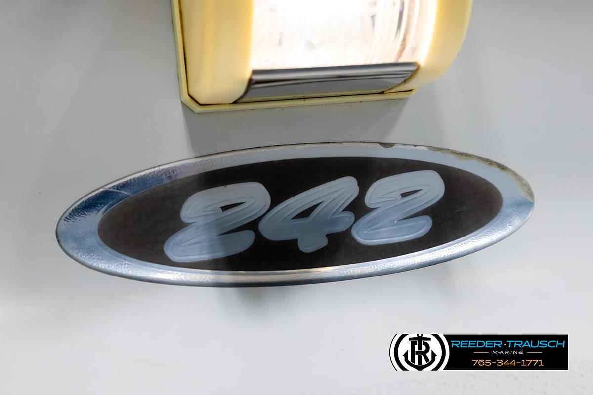 Used 1999 Crownline 242 CR