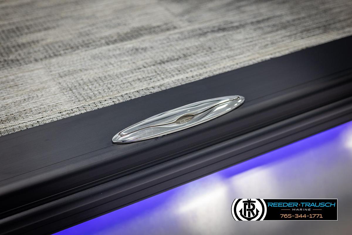 2025 Avalon Catalina Entertainer