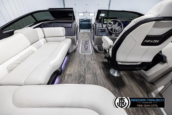 2025 Avalon Excalibur VRBW