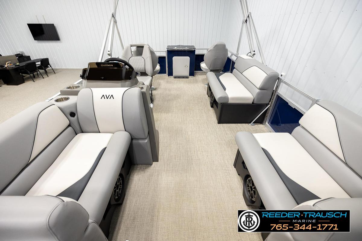 Used 2025 Avalon VEN RF