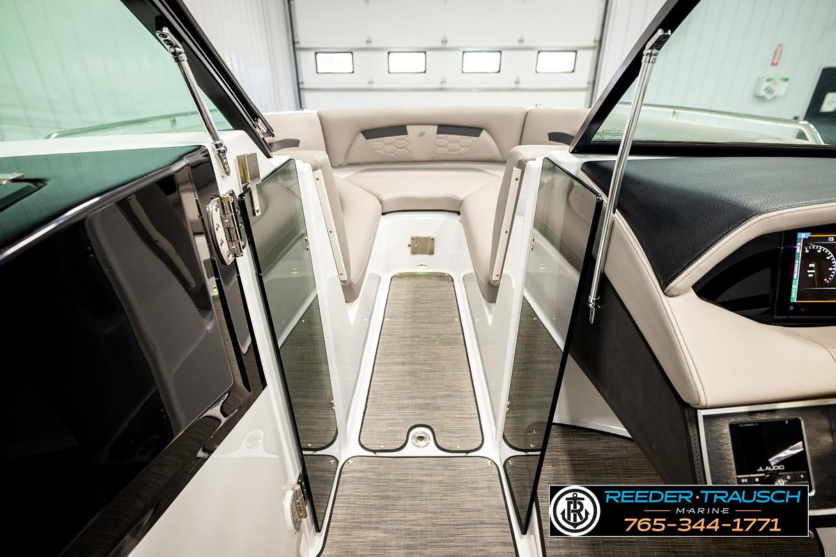 Used 2024 Four Winns HD5 Surf