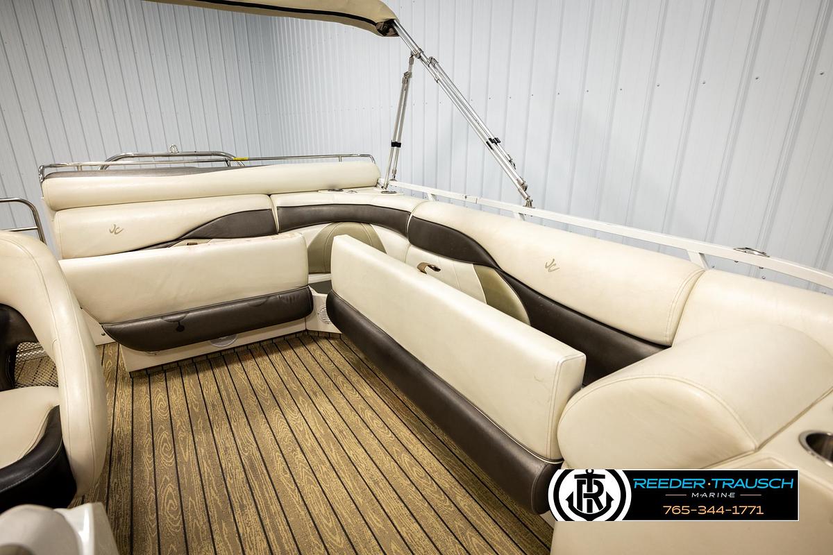 Used 2006 JC Suntoon 23TT