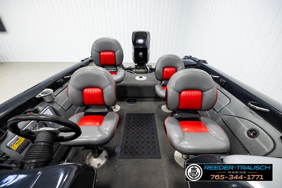 Used 2007 Tracker Tundra 18