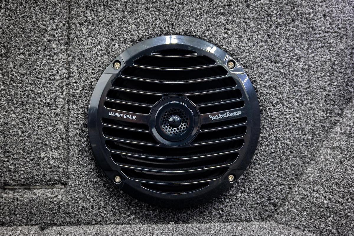 2026 Lund 2075 Impact XS