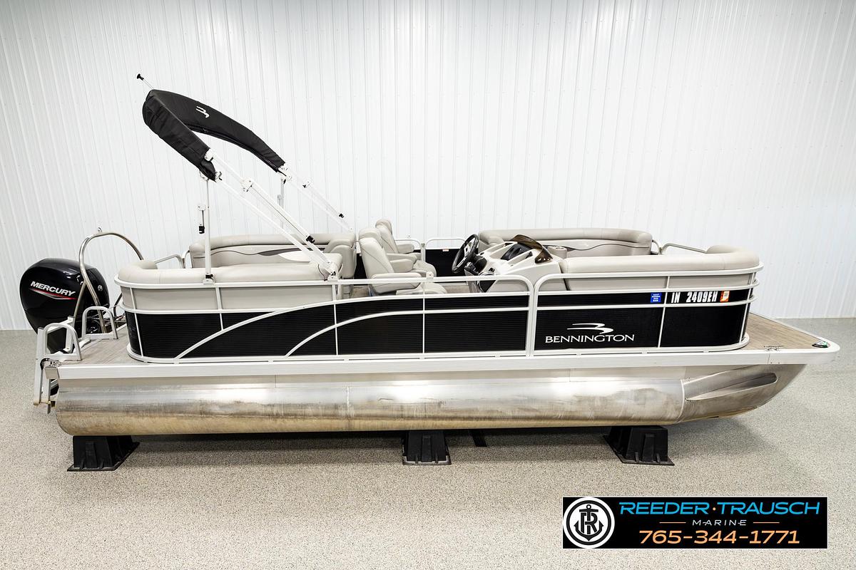 Used 2021 Bennington 22 SVSR