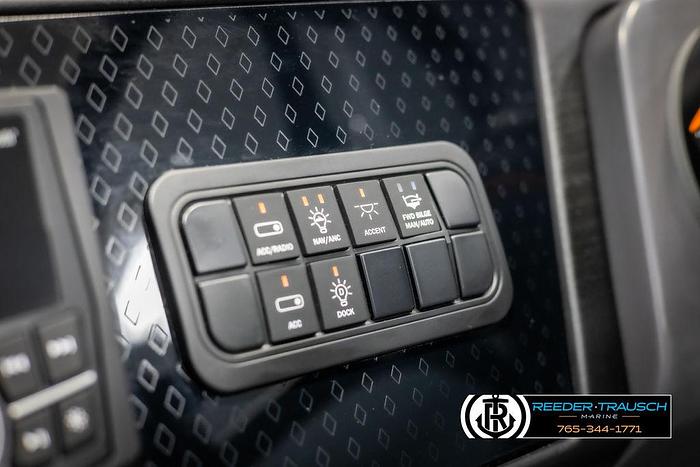 2025 Bennington MFBSE