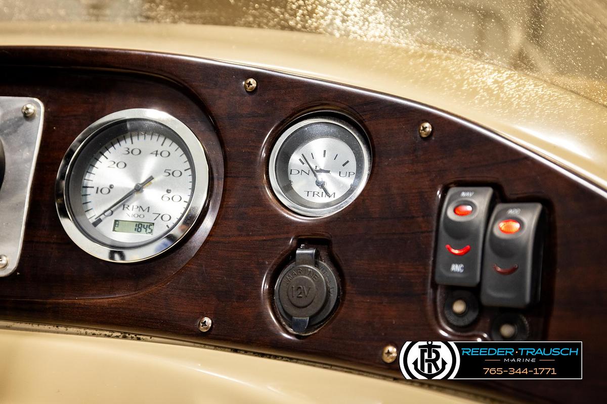 Used 2011 Bennington 22 SFI