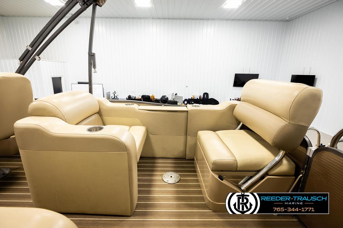 Used 2017 Manitou Oasis SHP