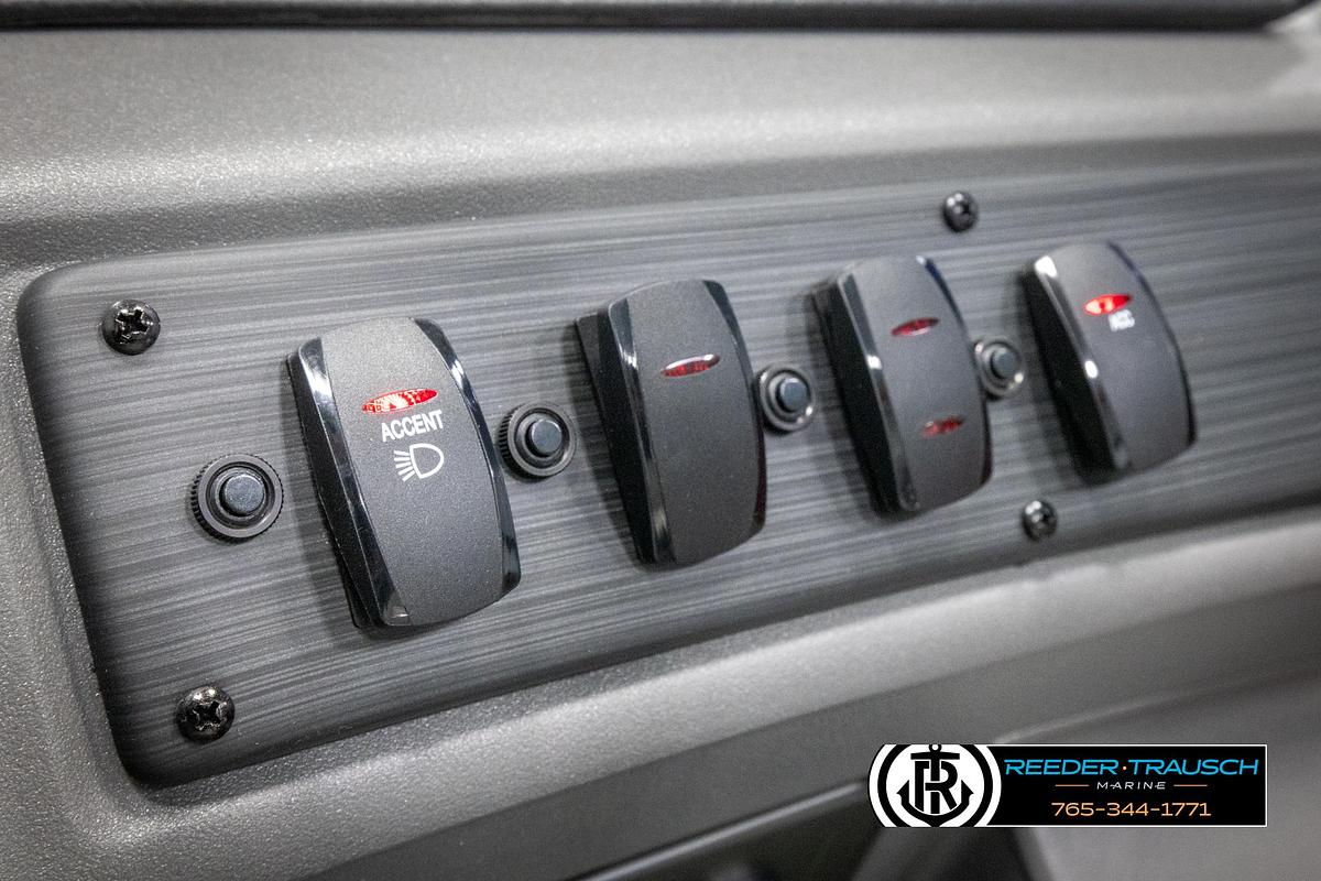 2025 Bennington 22 SSRSE