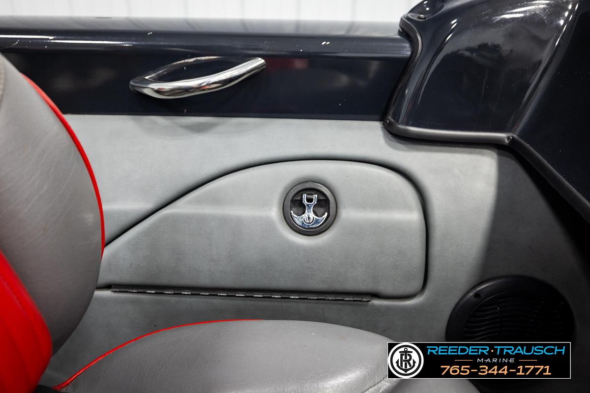 Used 2007 Tracker Tundra 18