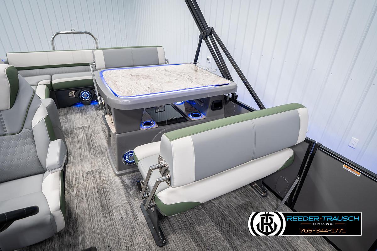 2025 Avalon Catalina Entertainer