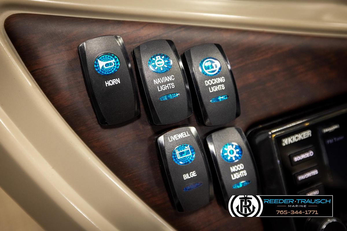 Used 2019 Trifecta 24 SB2CS3