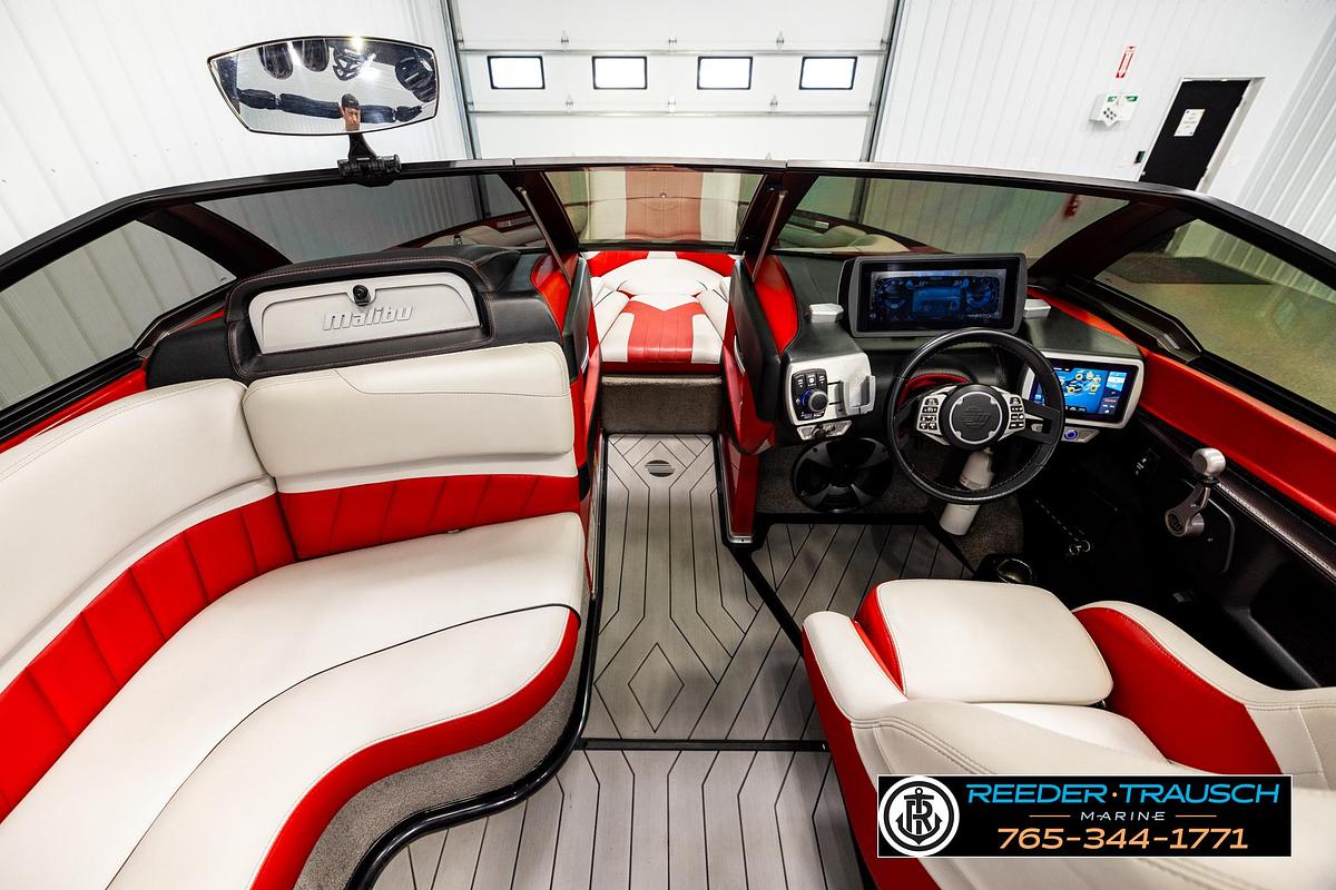 Used 2017 Malibu Wakesetter 25 LSV