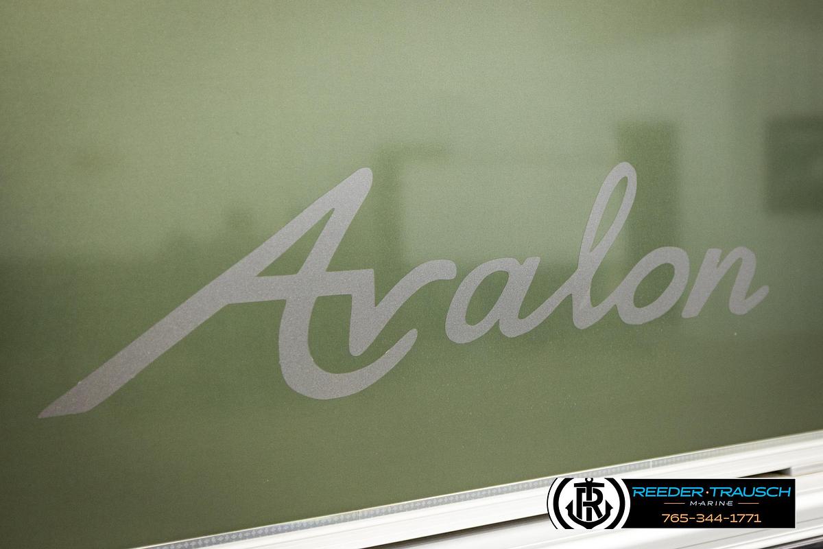Used 2023 Avalon VEN CR