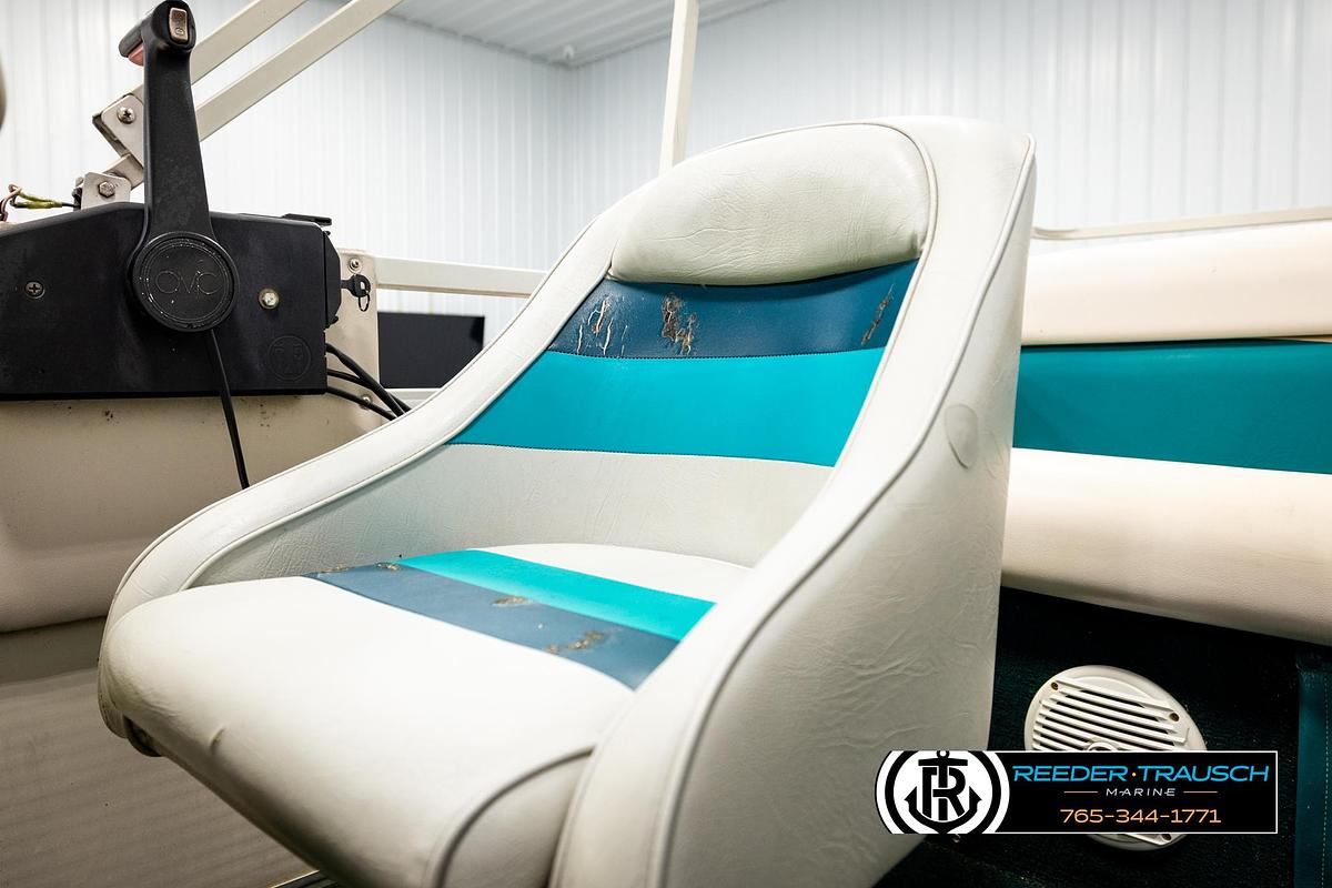 Used 1998 Godfrey SW2423