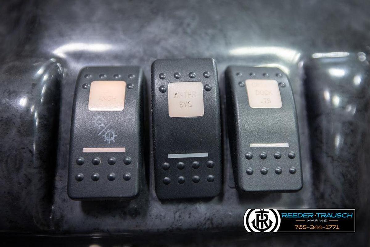 Used 2007 Monterey 234 FS