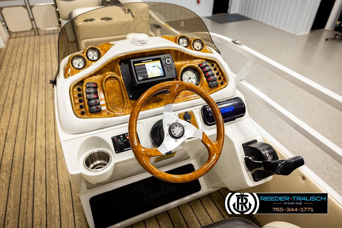 Used 2006 JC Suntoon 23TT