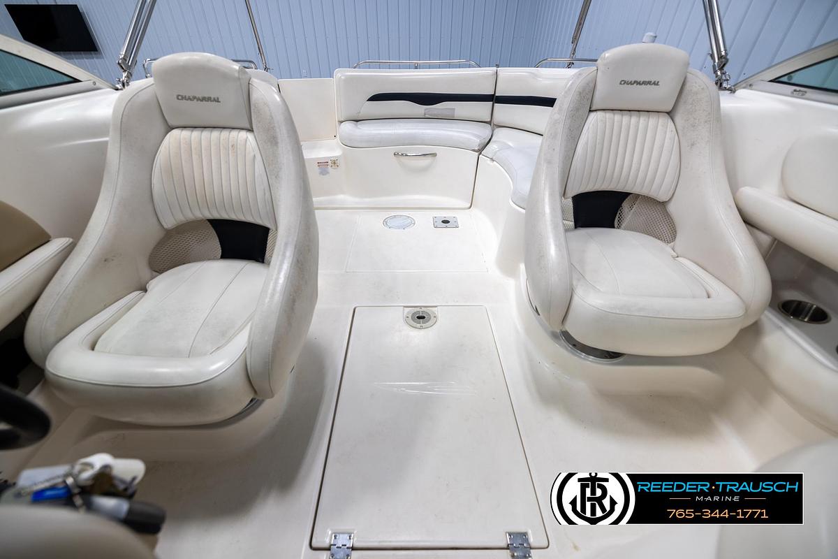 Used 2002 Chaparral 243 Sunesta