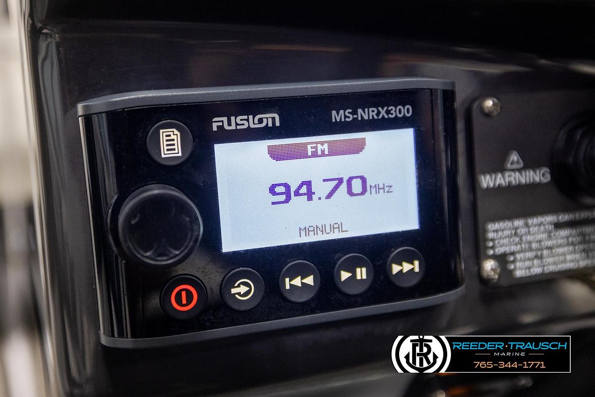 Used 2019 Monterey 238 SS