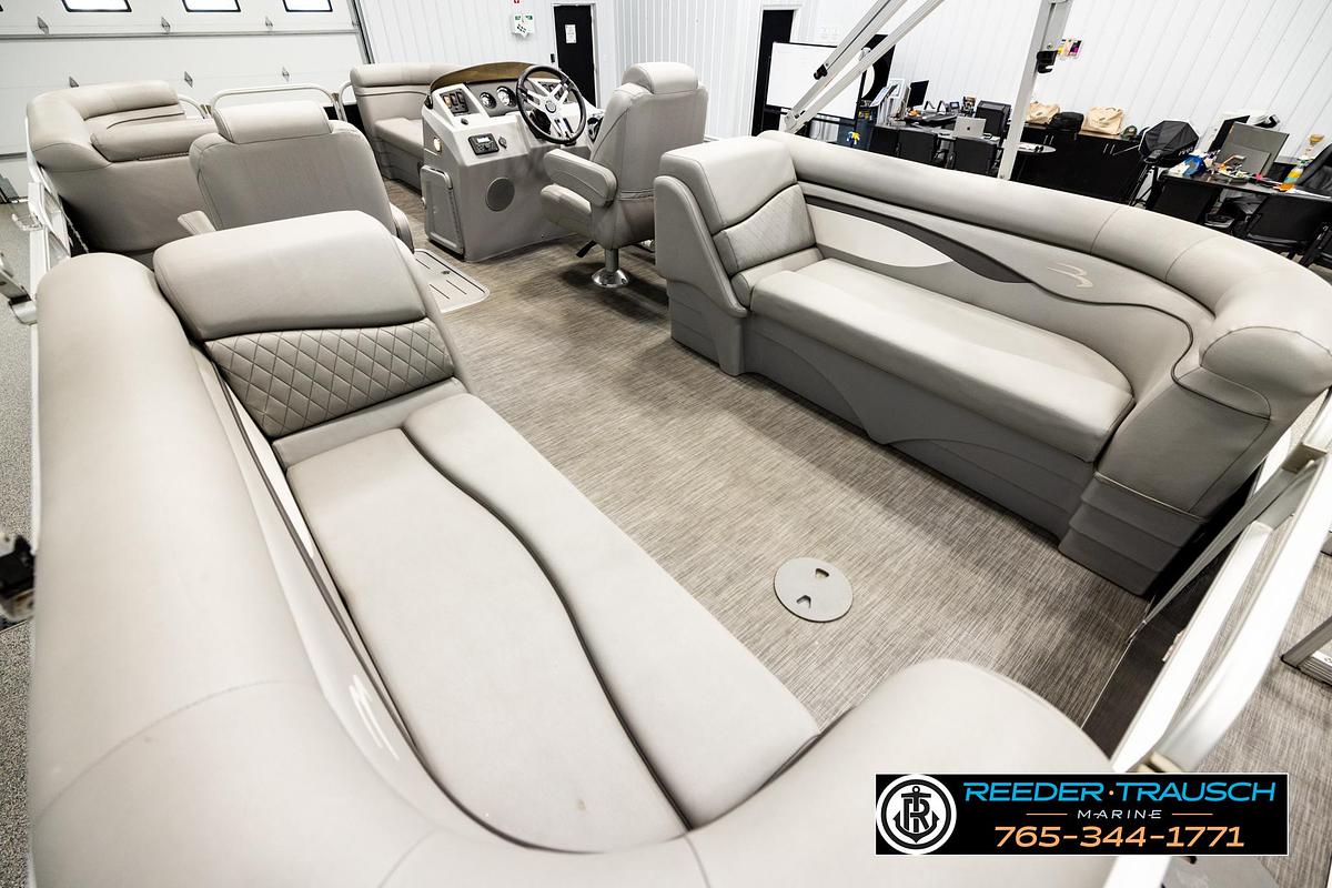 Used 2021 Bennington 22 SVSR