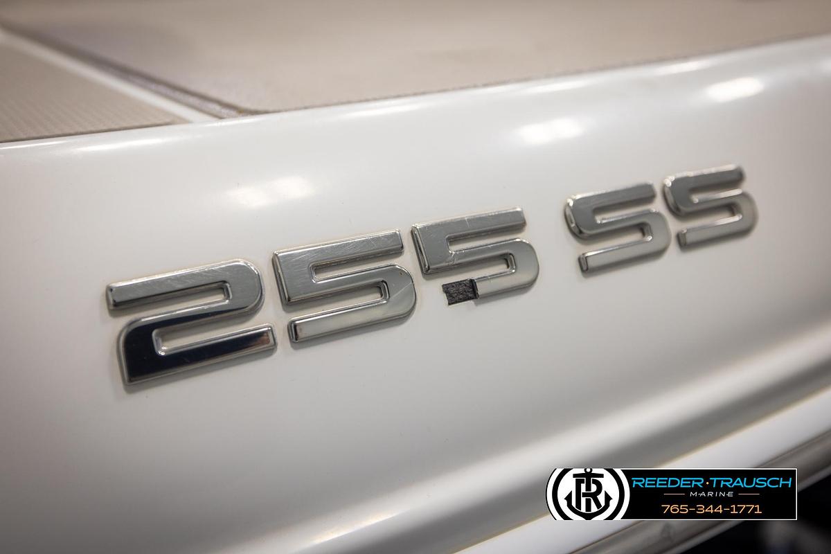 Used 2014 Crownline 255 SS